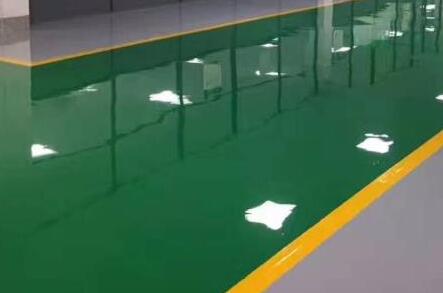 地坪施工時影響環(huán)氧地坪漆附著力的因素有哪些？