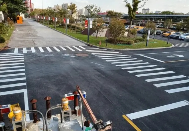 10種常見(jiàn)的道路標(biāo)線，看看你認(rèn)識(shí)多少？