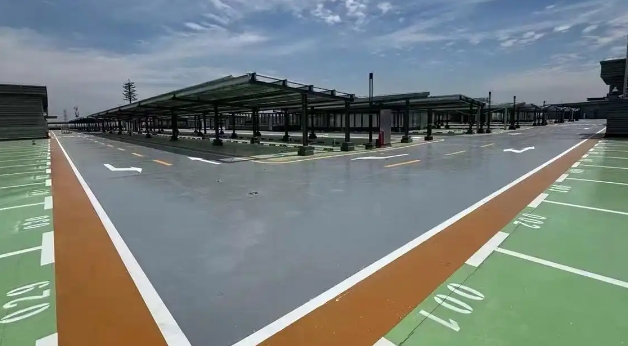 夏季室外地坪漆施工，起泡什么原因？